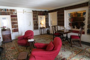 A cozy parlour in the castle