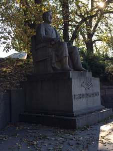 Monument to FDR, who said of Norway in 1942: 