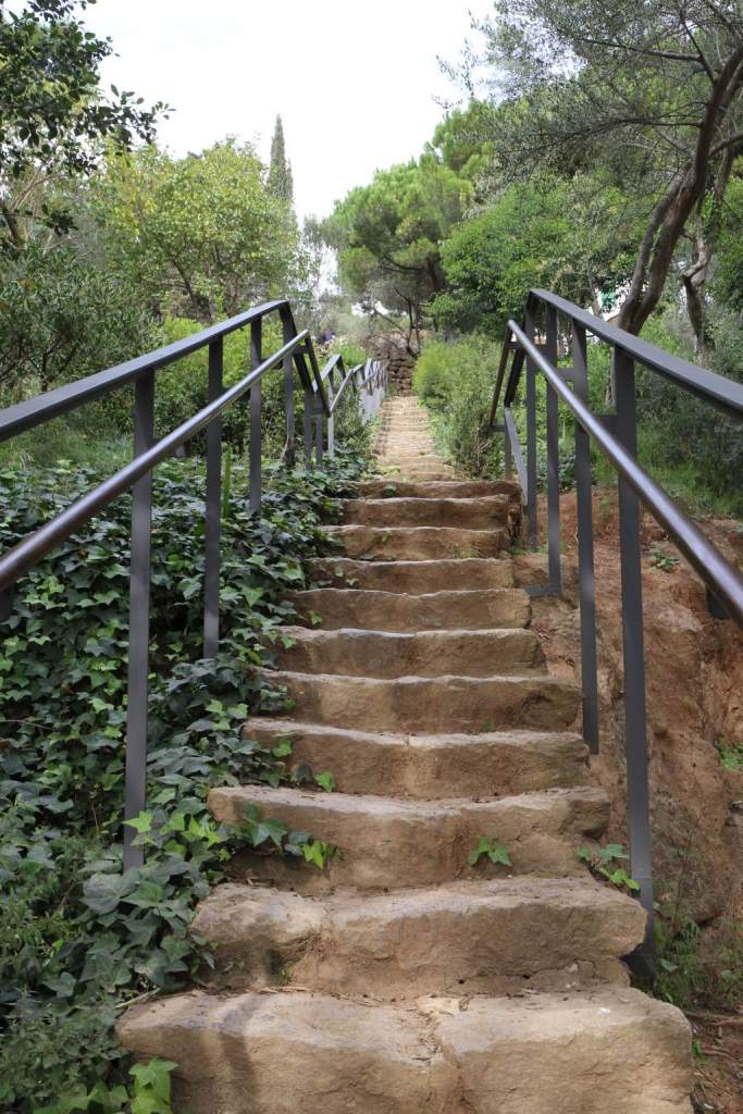 This staircase in the free section of the park leads up to the hills above and great views of the city