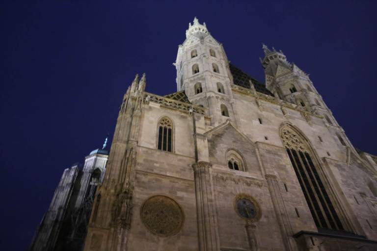 Stephansdom at night