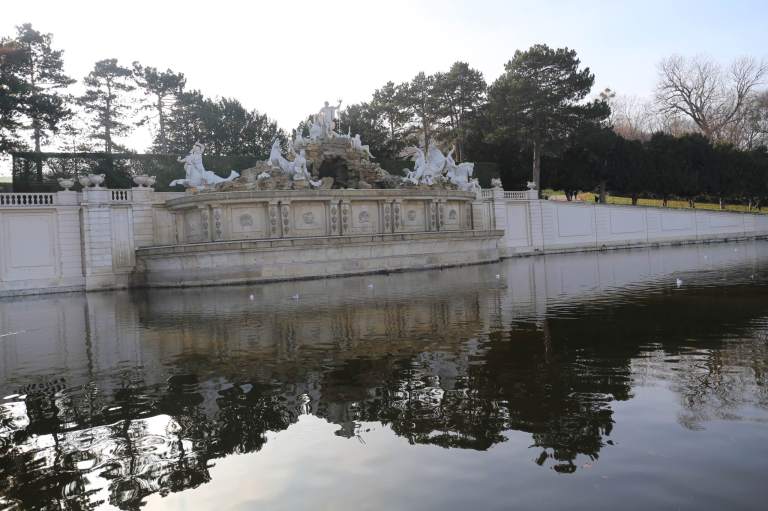 Schonbrunn21
