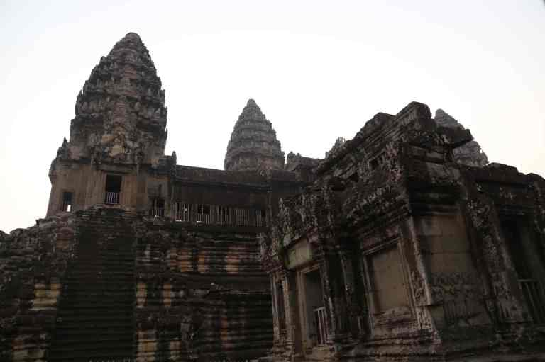 AngkorWatSunrise20