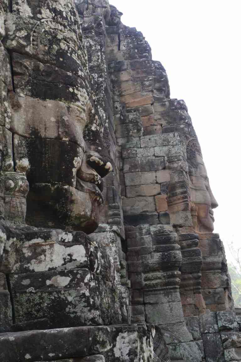 Bayon22