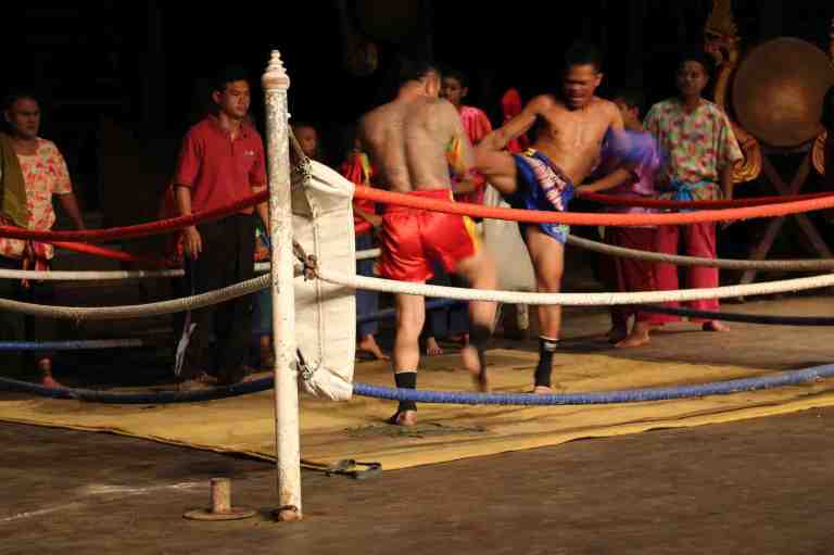 ThaiVillageFight9